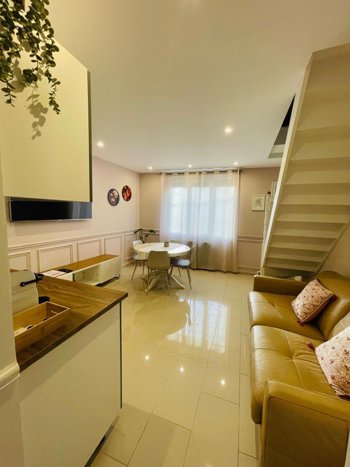 Appart Hotel Panambi Larue Экстерьер фото